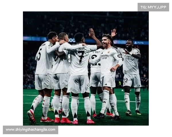 巴萨与皇马争锋对决 西甲巅峰之战再度点燃激情与荣耀